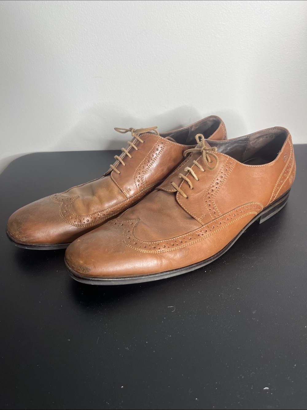 Hugo Boss Tan Leather Wingtip Lace-Up Dress Shoes